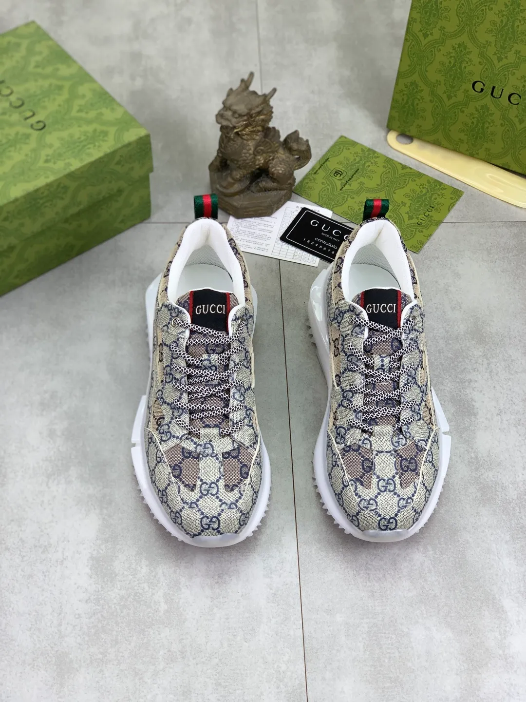 Men's men's shoes 💰P440💰 [New model] (GUCCI) official website's latest 🎁🎁casual and fashionable men's shoes 👟, hot style 💥 style is simple and elegant, exclusive for trendy men. Unique official website's latest brand double G elements Original 👑Gucci decoration, fashionable and generous, the fabric is original frosted calfskin✅Fully imported first-layer pigskin lining, the official website specifies wear-resistant, lightweight original rubber casual outsole, the classic model is taken in real life🎬38-44 3️⃣ colors available
